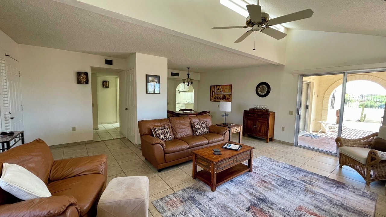 Photo of Livingroom in Green Valley