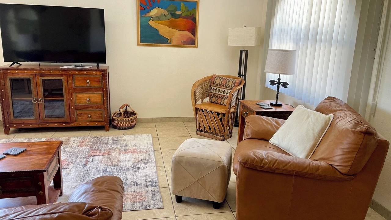 Photo of Livingroom in Green Valley