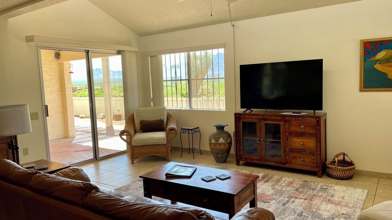 Photo of Livingroom in Green Valley
