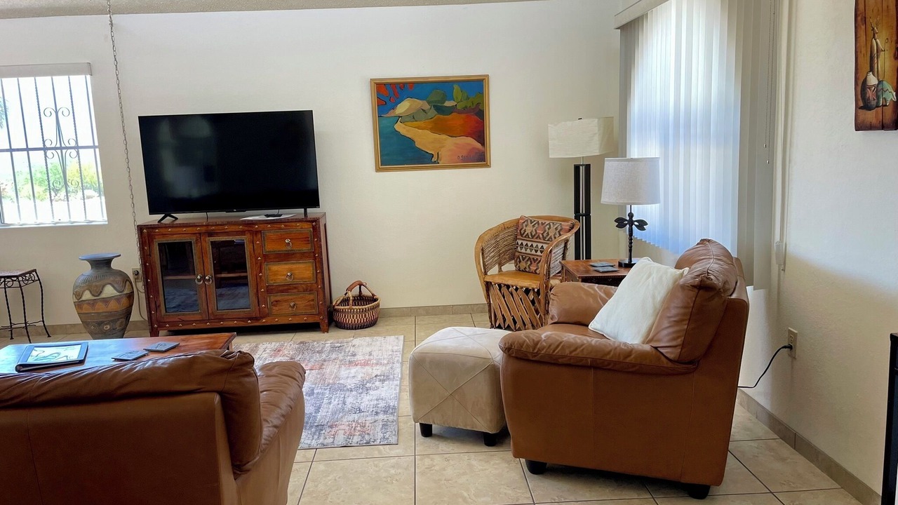 Photo of Livingroom in Green Valley