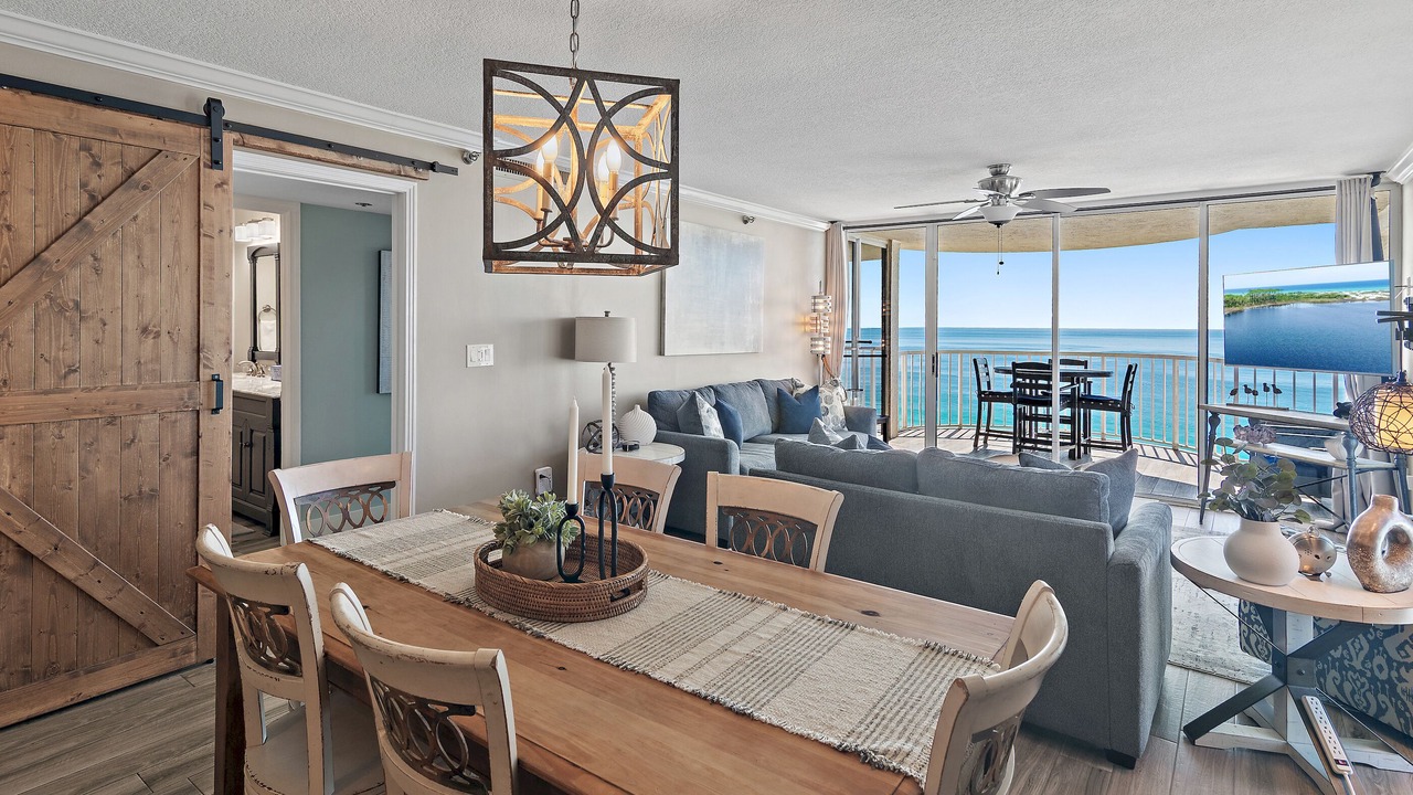 Photo of Livingroom in Miramar Beach