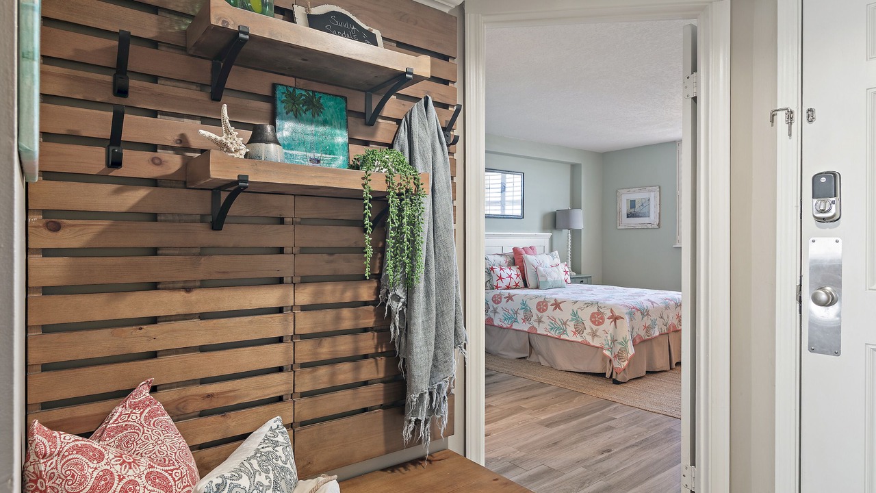 Photo of Bedroom in Miramar Beach