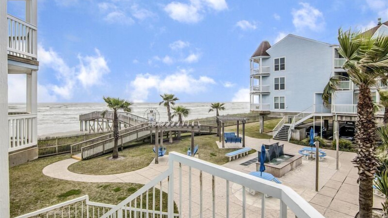 Photo of Others in Galveston