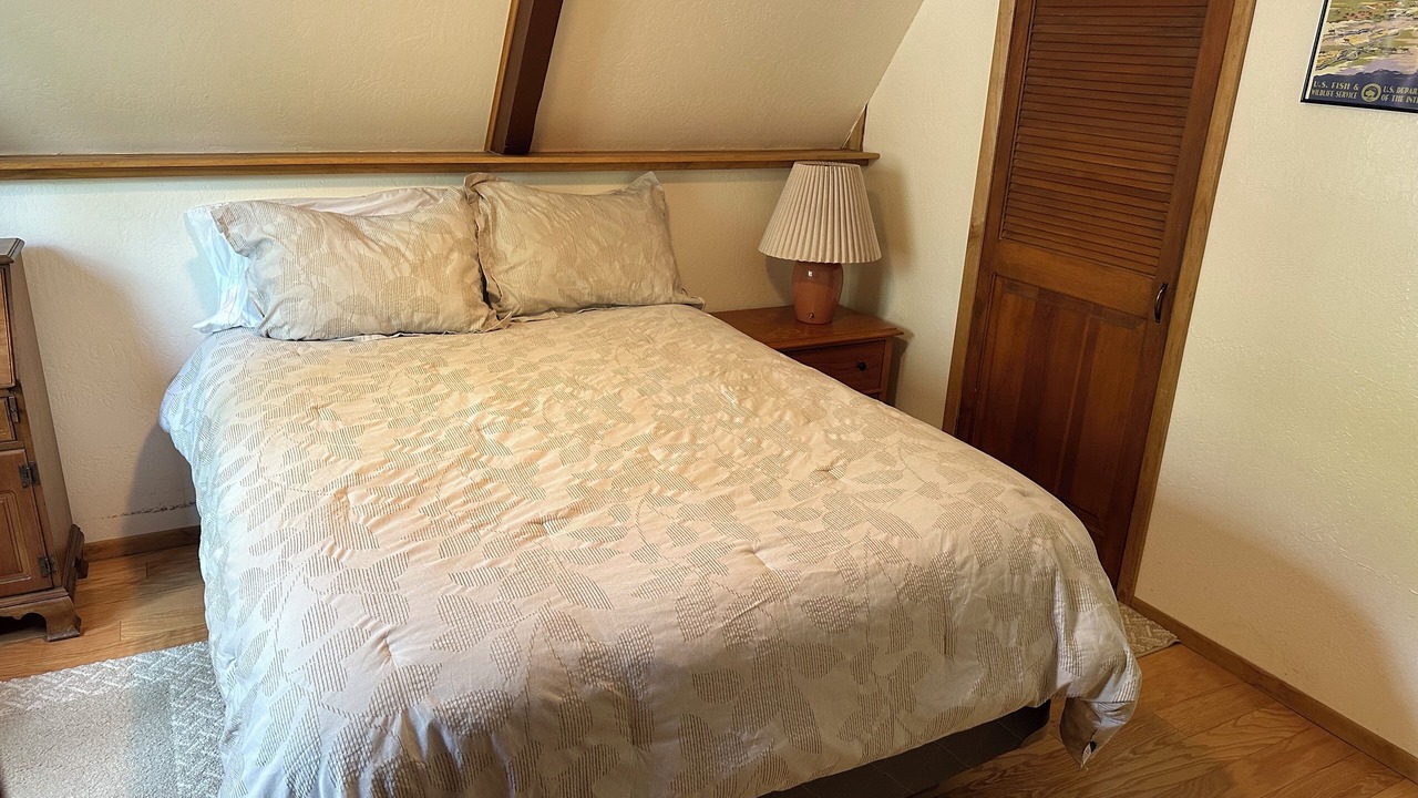 Photo of Bedroom in Munds Park