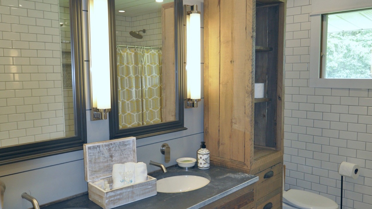 Photo of Bathroom in Virgil