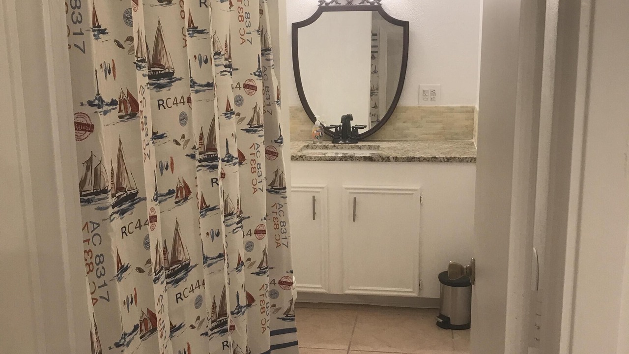 Photo of Bathroom in French Quarter