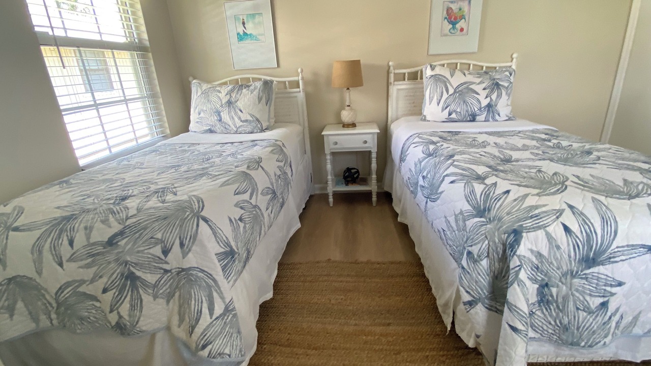 Photo of Bedroom in Surfcrest Village