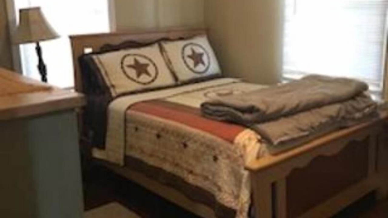 Photo of Bedroom in Lawton