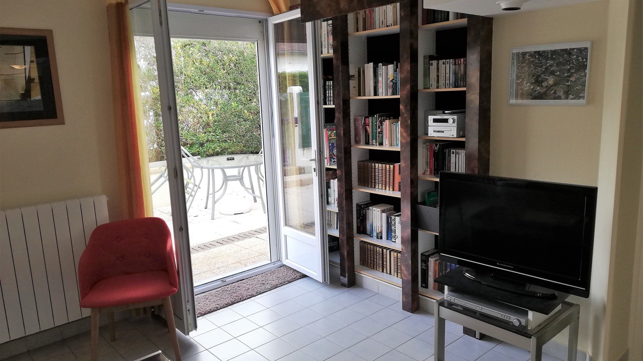 Photo of Livingroom in Fontaine-Etoupefour