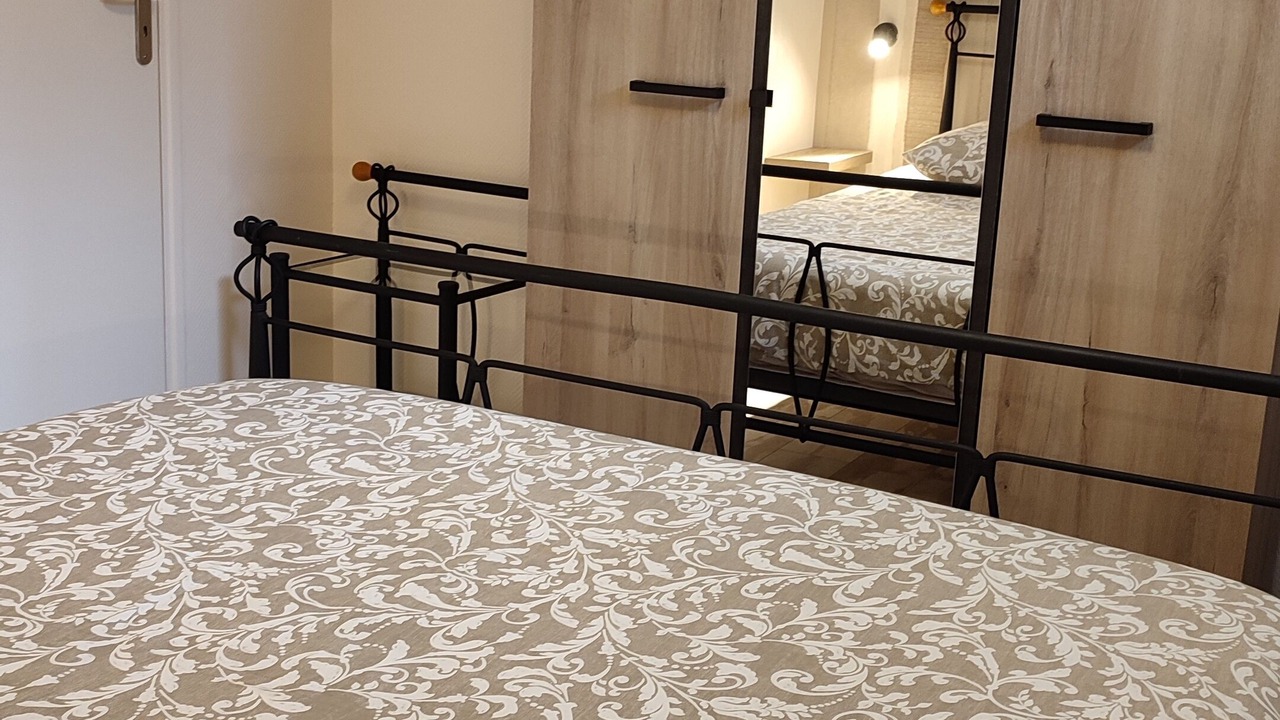 Photo of Bedroom in Fontaine-Etoupefour