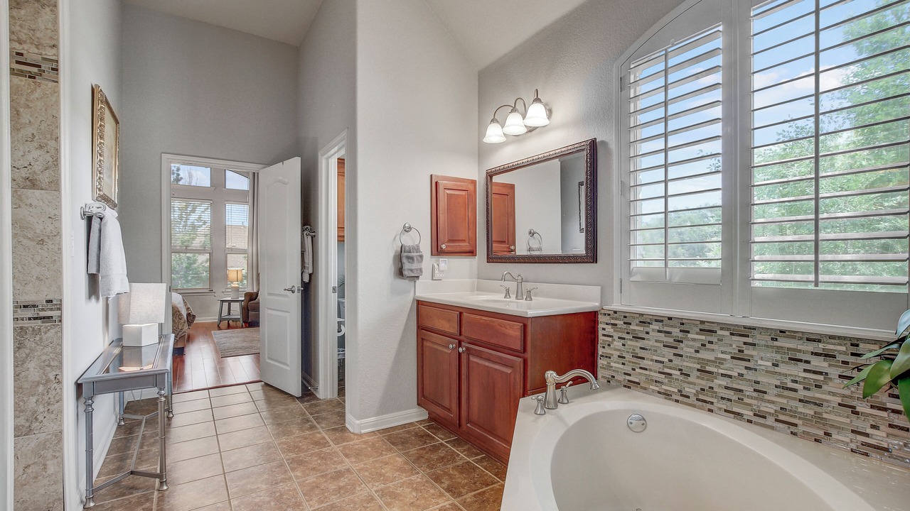 Photo of Bathroom in West Oak Hill