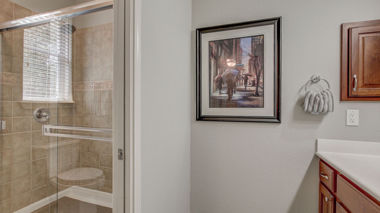 Photo of Bathroom in West Oak Hill