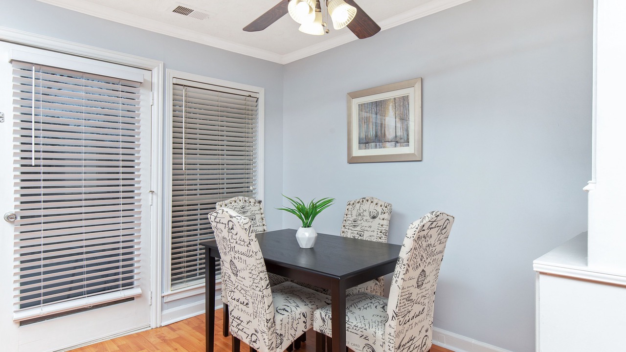 Photo of Others in Town Center