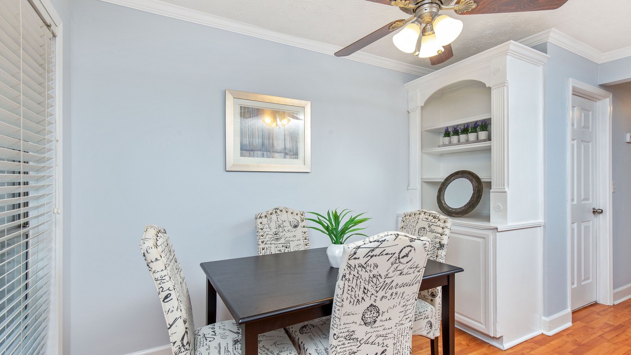 Photo of Others in Town Center