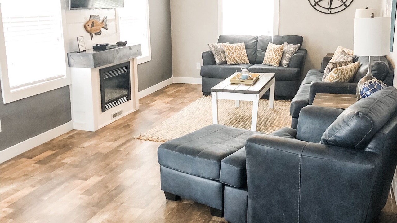 Photo of Livingroom in Sun Valley Lake