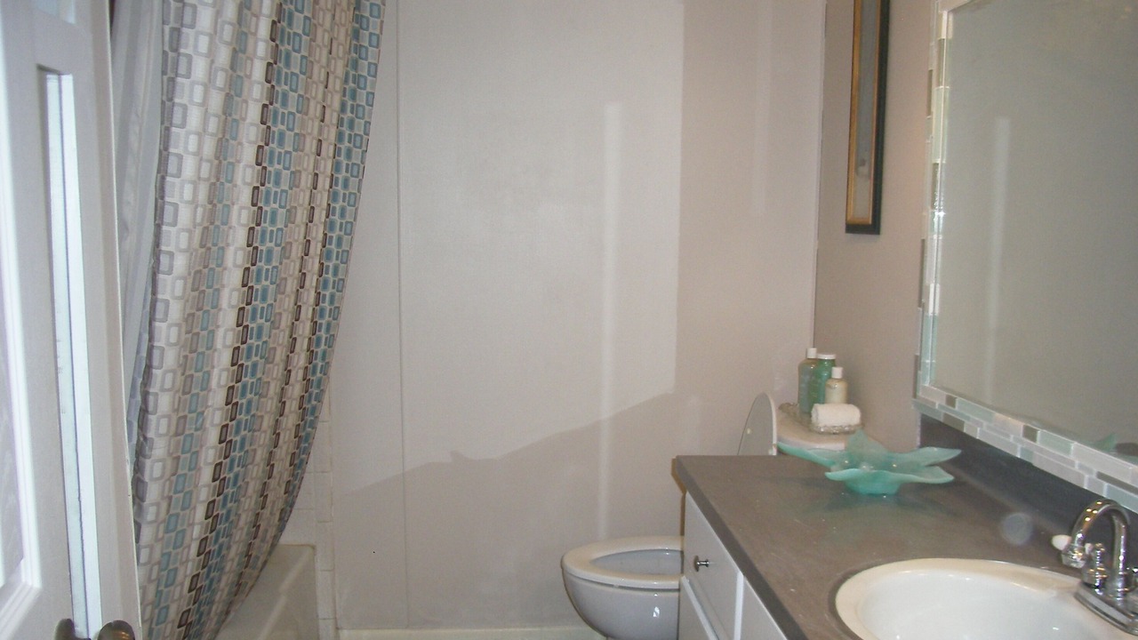 Photo of Bathroom in Parker Lane