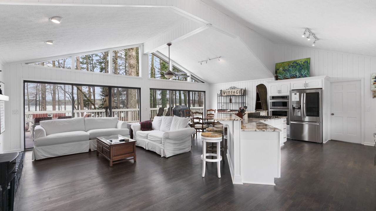 Photo of Livingroom in Cumming
