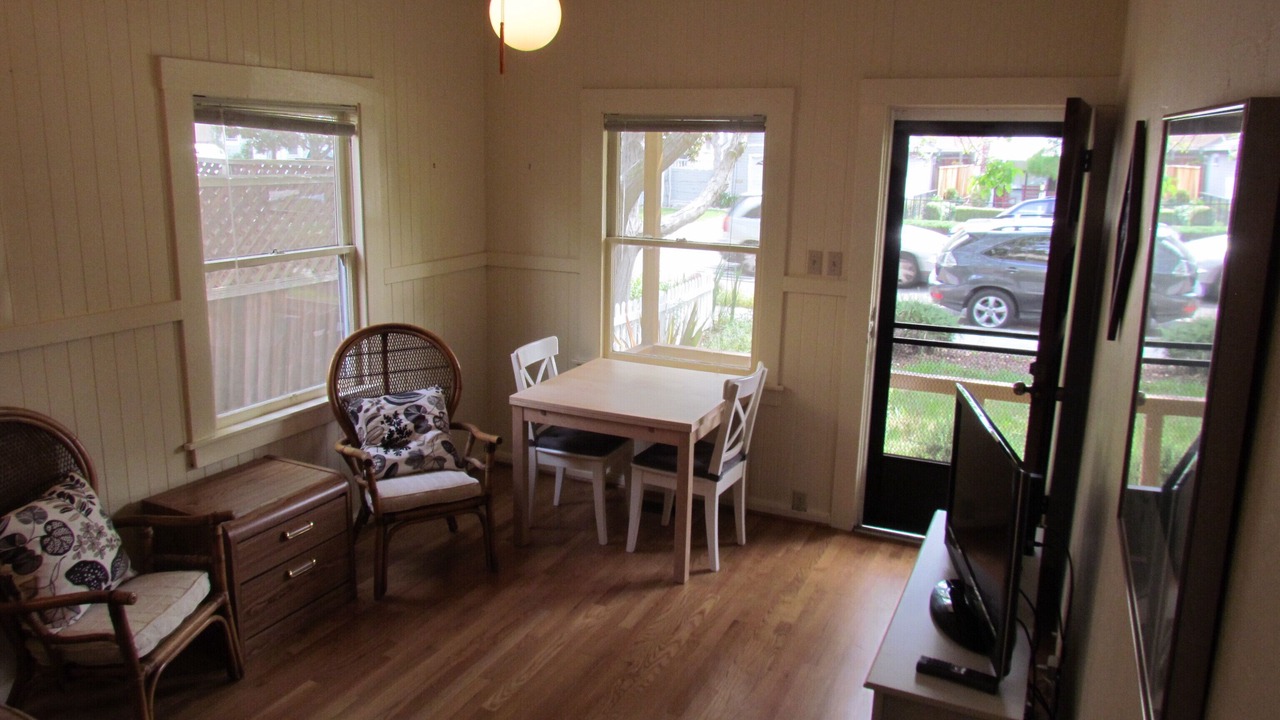 Photo of Bedroom in Old Mountain View