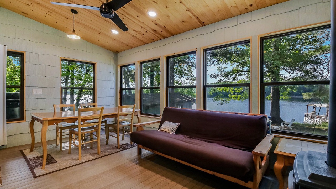 Photo of Bedroom in New Auburn