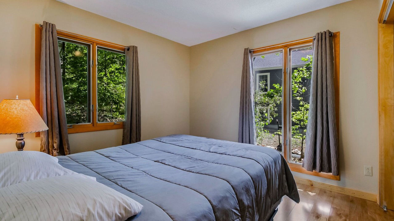 Photo of Others in New Auburn