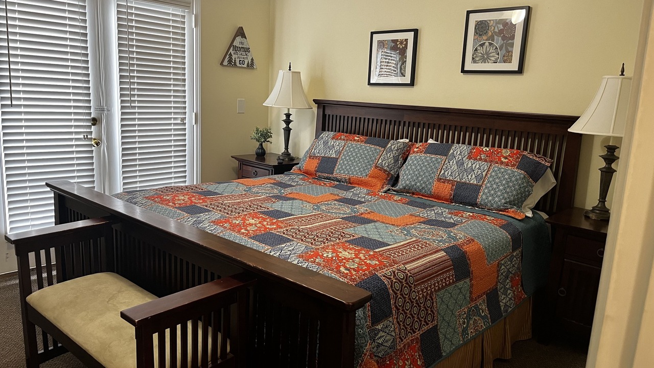 Photo of Bedroom in Helen