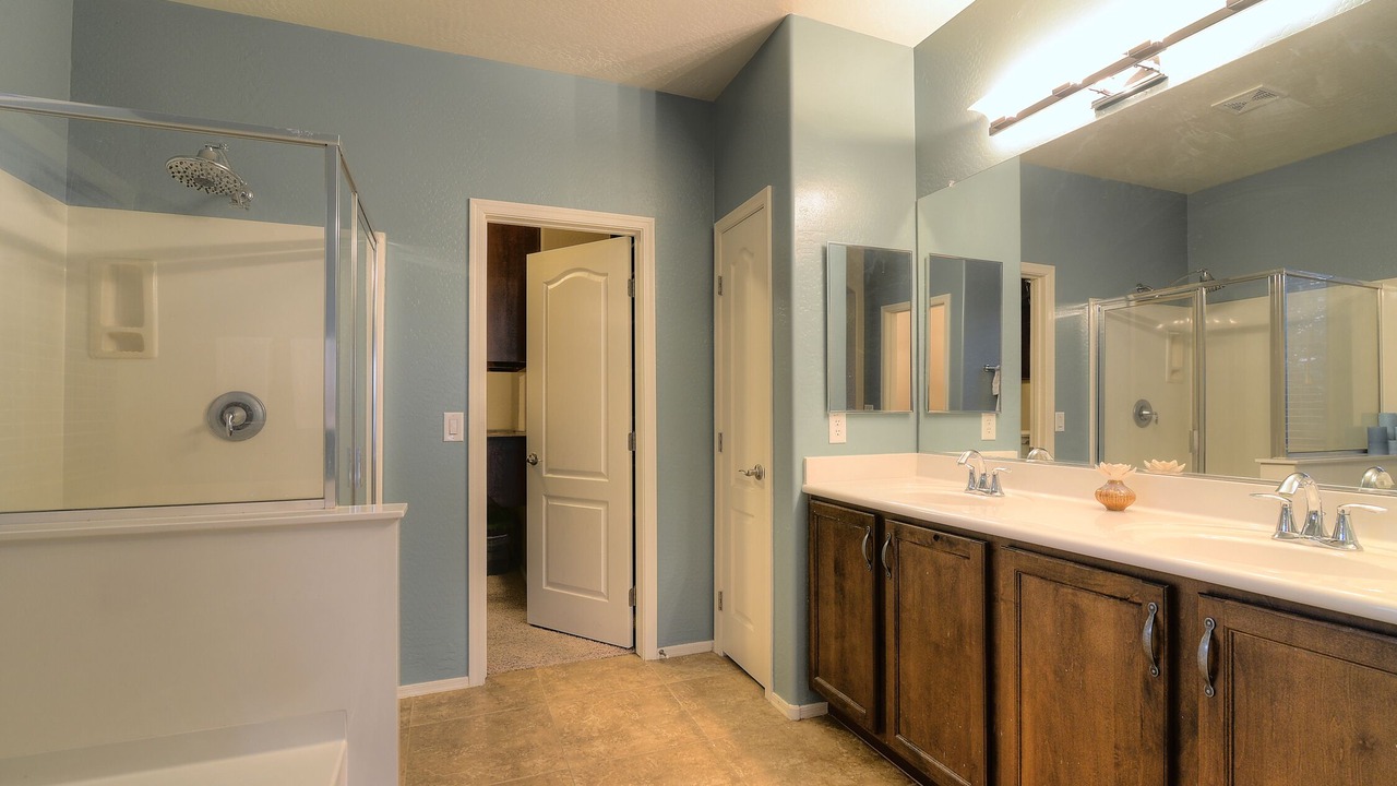 Photo of Bathroom in Canyon Trails South