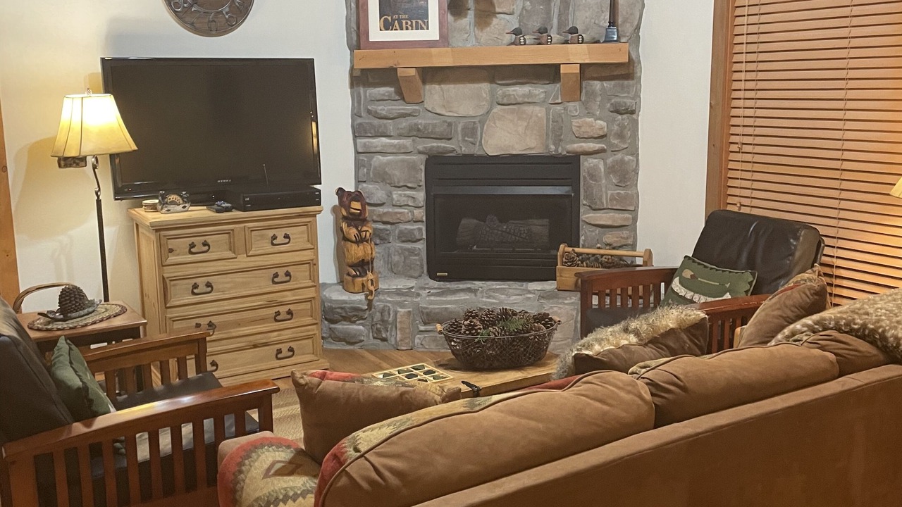 Photo of Livingroom in Branson West