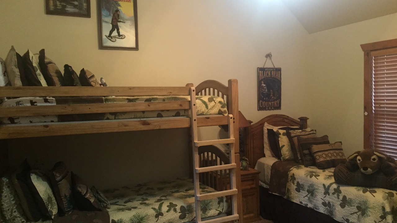Photo of Bedroom in Branson West