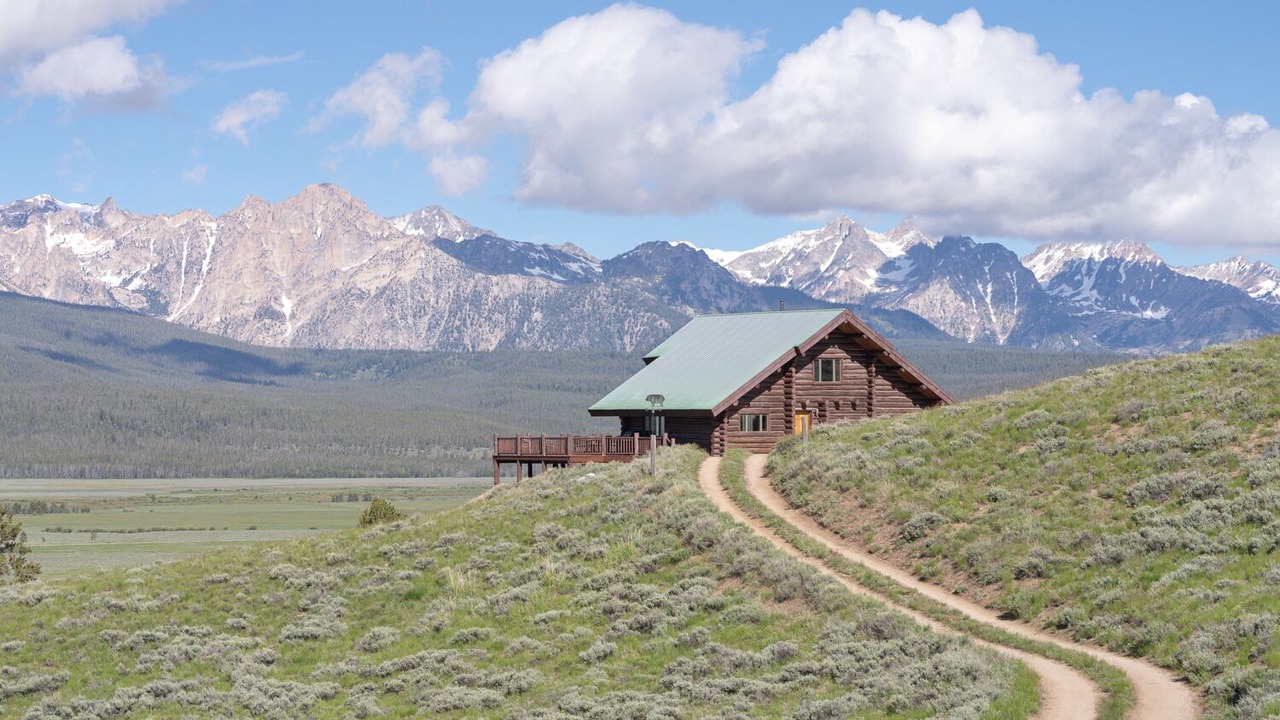 Photo of Others in Stanley