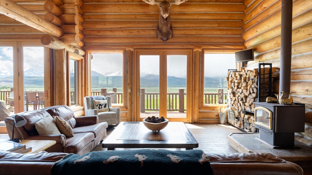 Photo of Others in Stanley