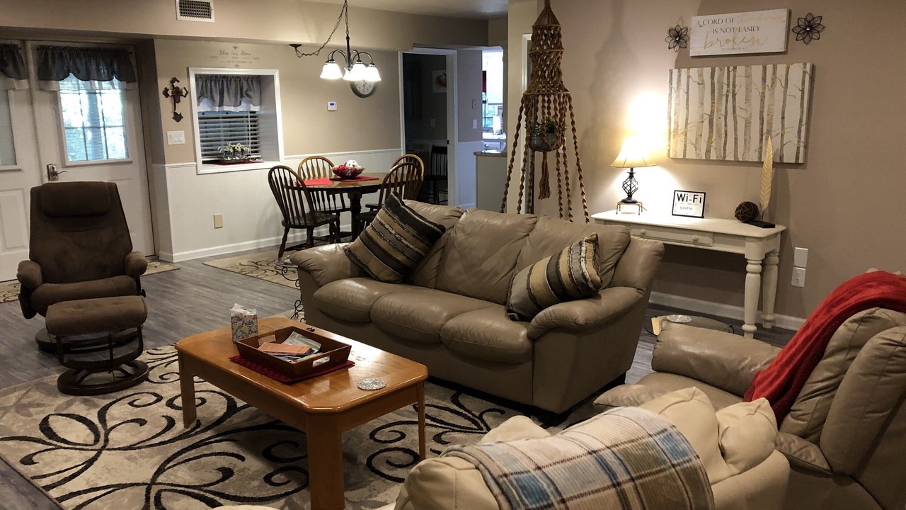 Photo of Livingroom in Russellville