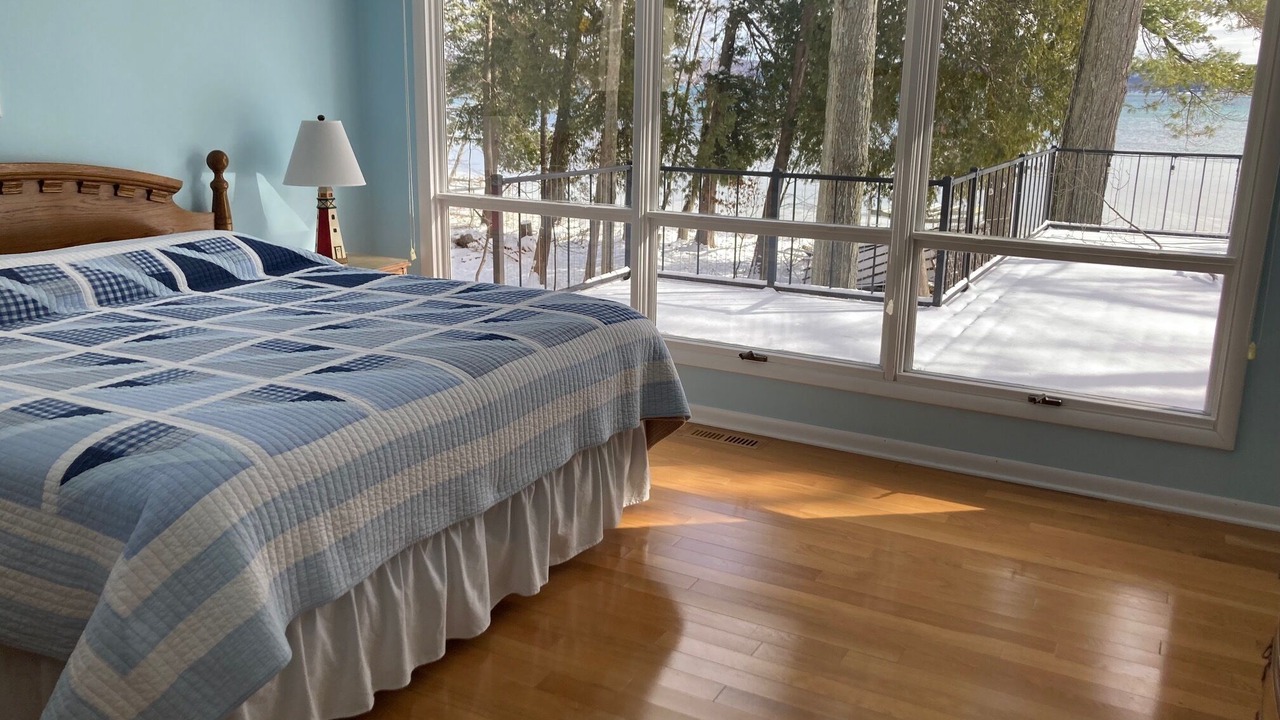 Photo of Bedroom in Glen Arbor