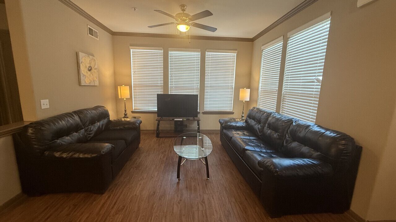 Photo of Livingroom in Grogan's Mill