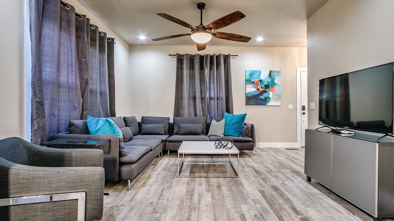 Photo of Livingroom in Central Oklahoma City