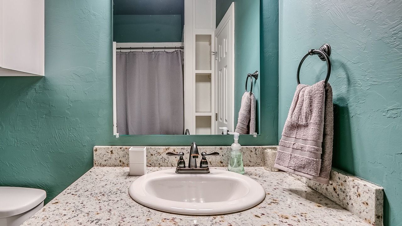 Photo of Bathroom in Central Oklahoma City