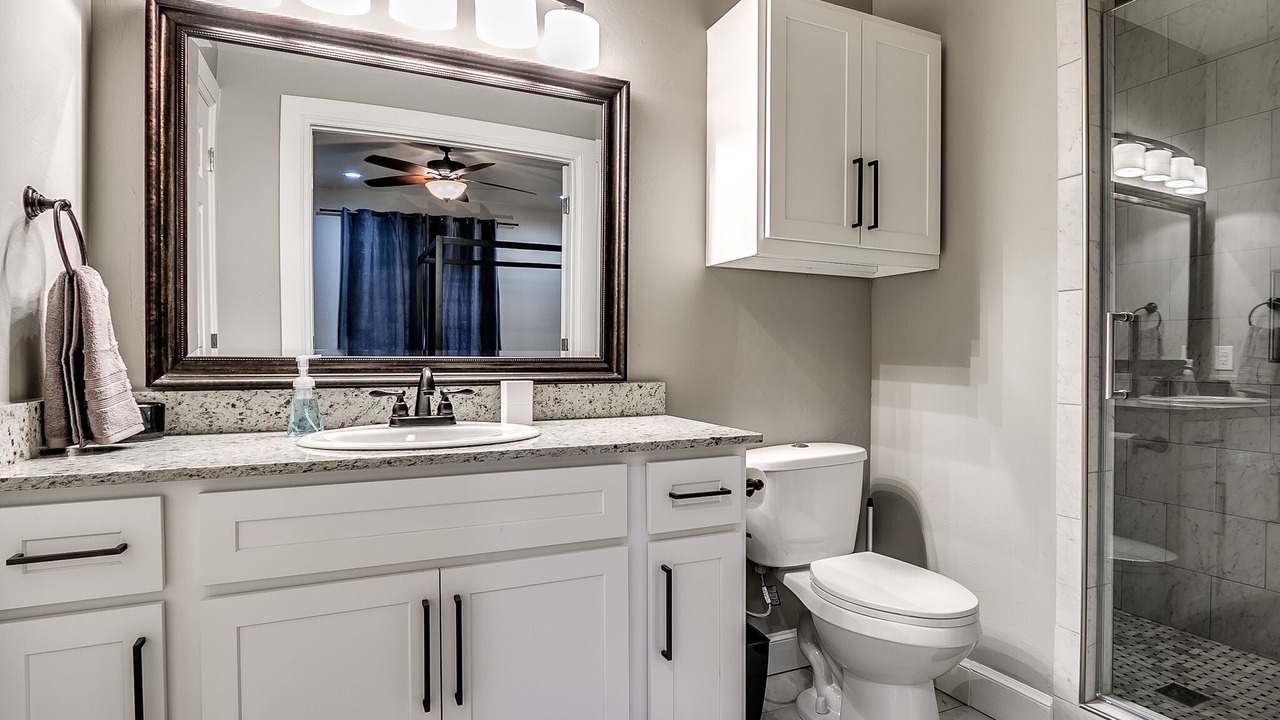 Photo of Bathroom in Central Oklahoma City