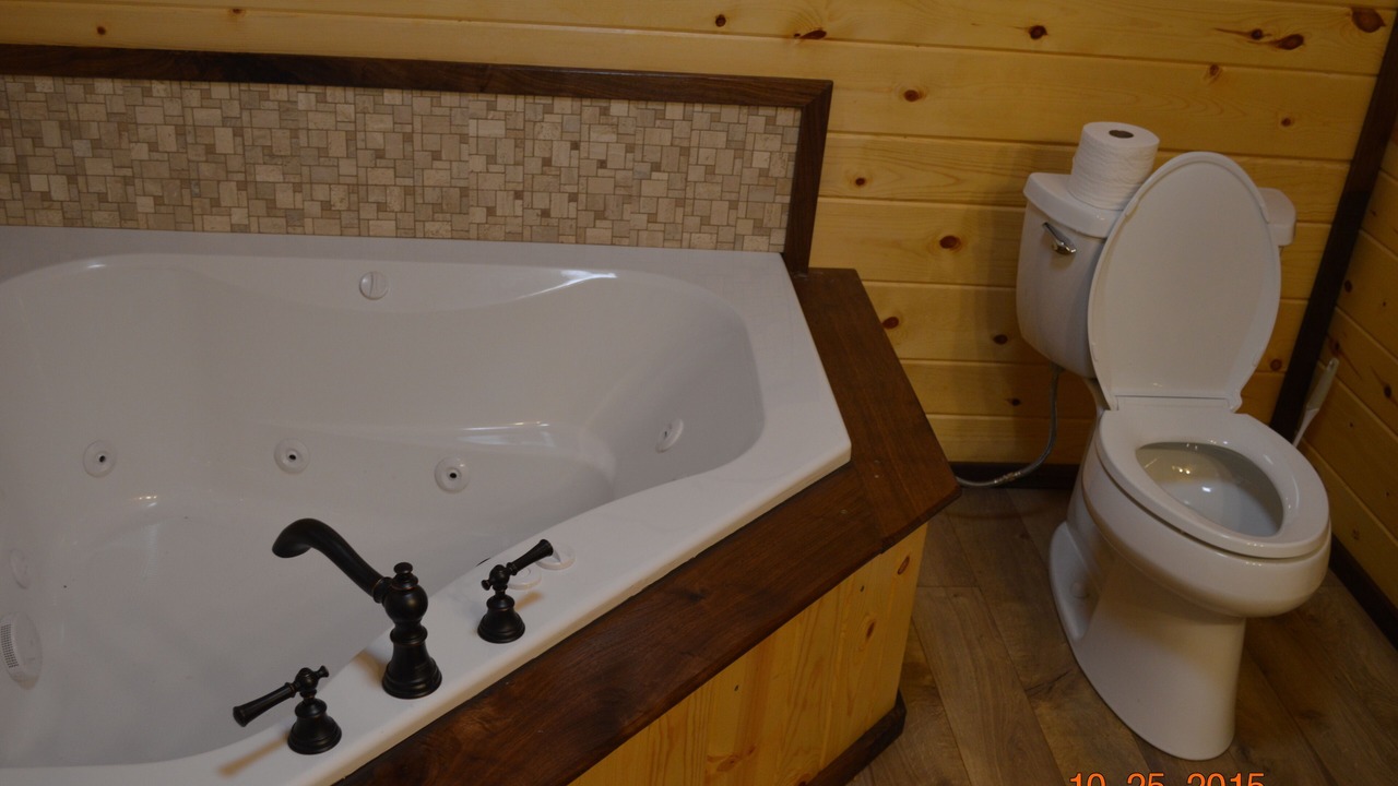 Photo of Bathroom in Luray