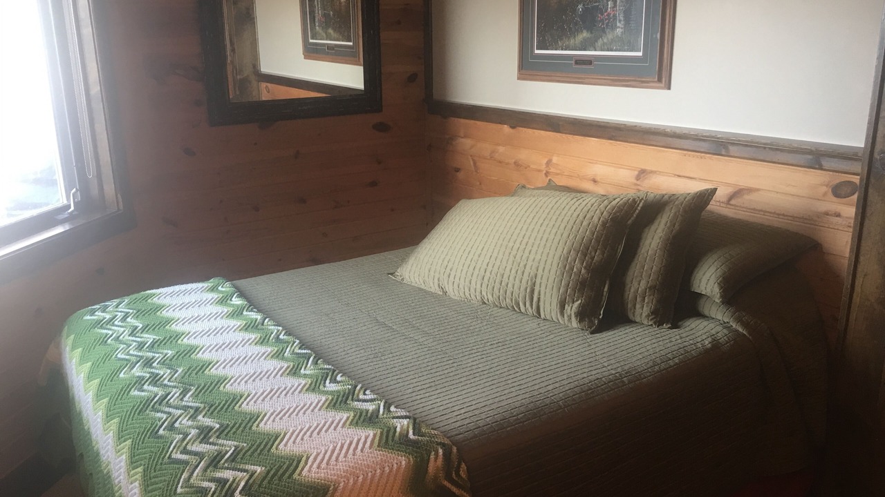 Photo of Bedroom in Knife River