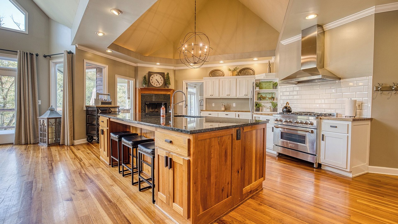 Photo of Others in Mineral Bluff