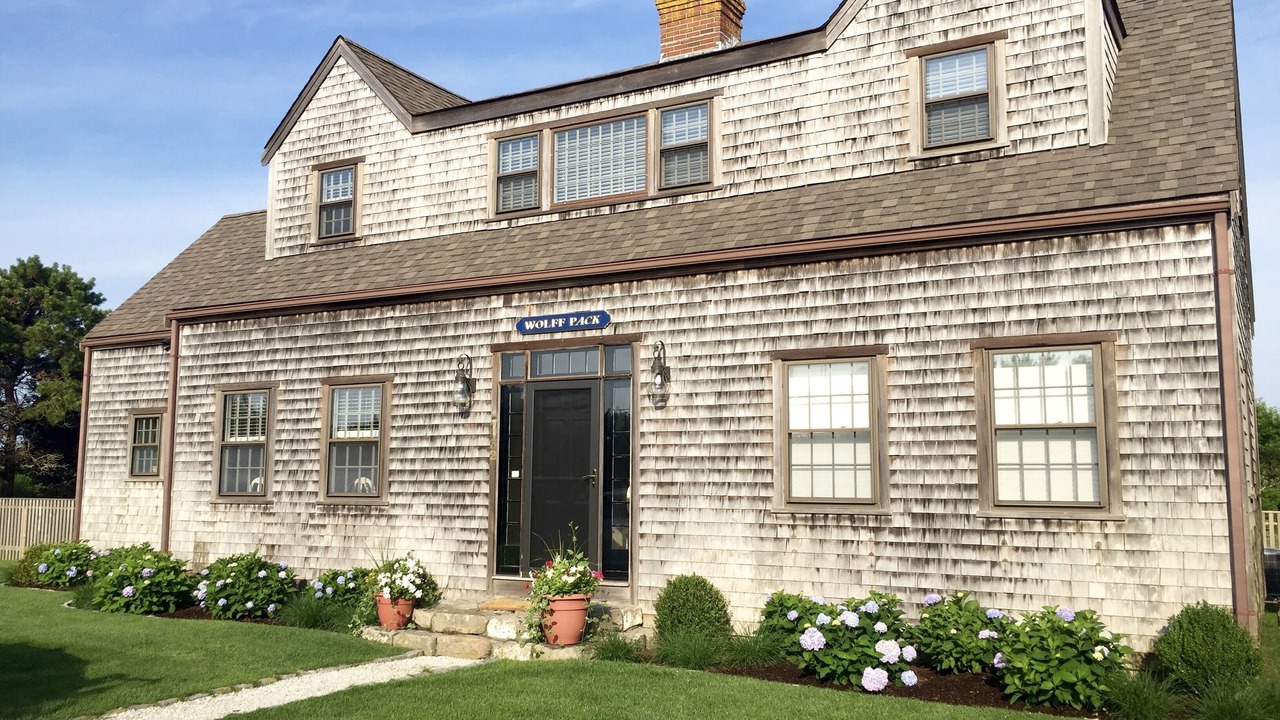 Photo of Others in Surfside