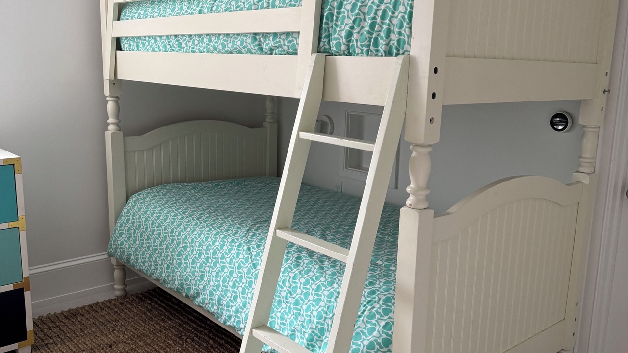 Photo of Bedroom in West of Town
