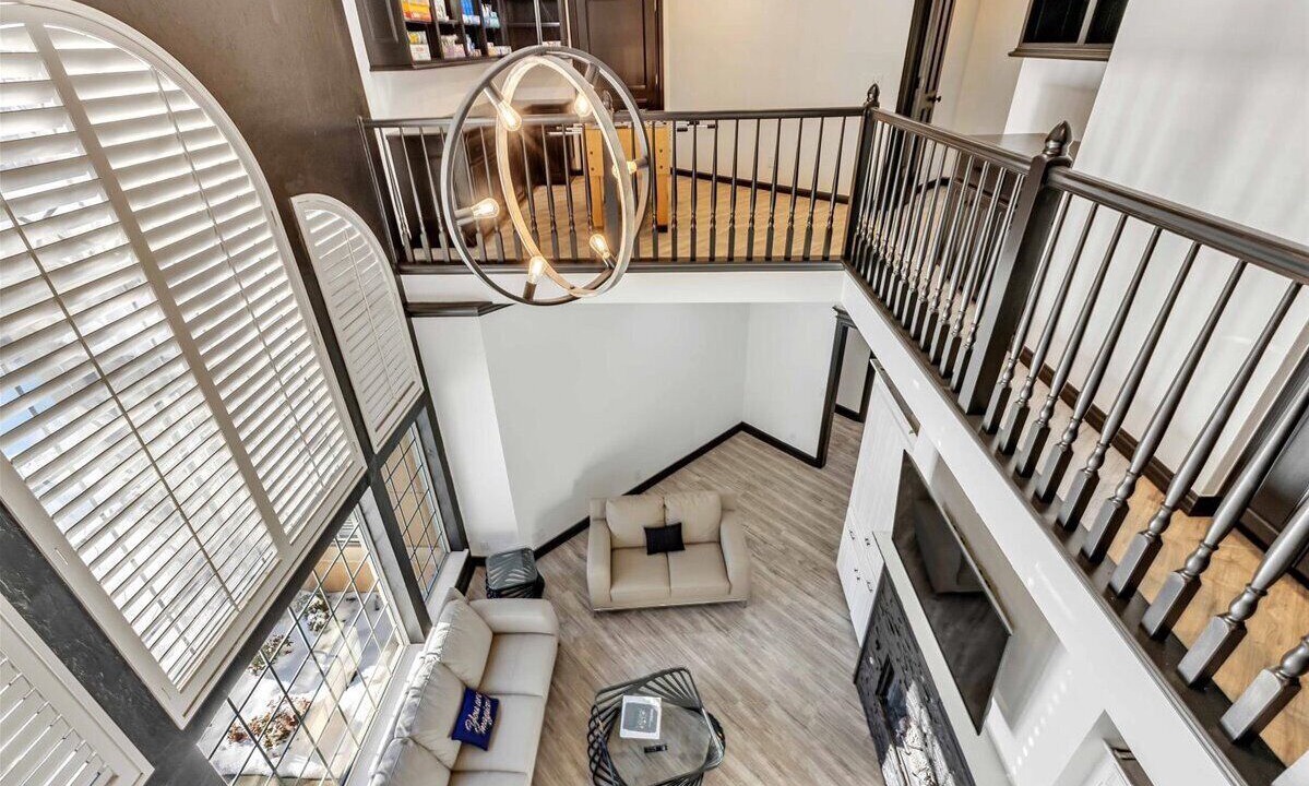 Photo of Livingroom in Edmond