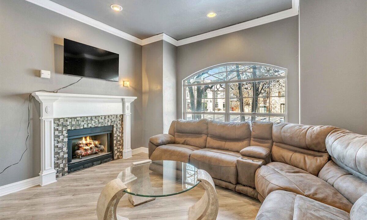 Photo of Livingroom in Edmond