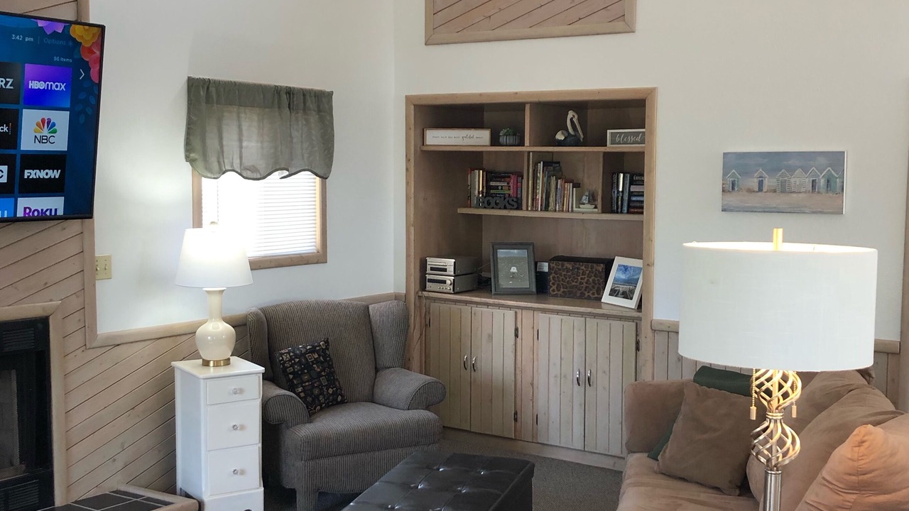 Photo of Bedroom in Whalehead Beach