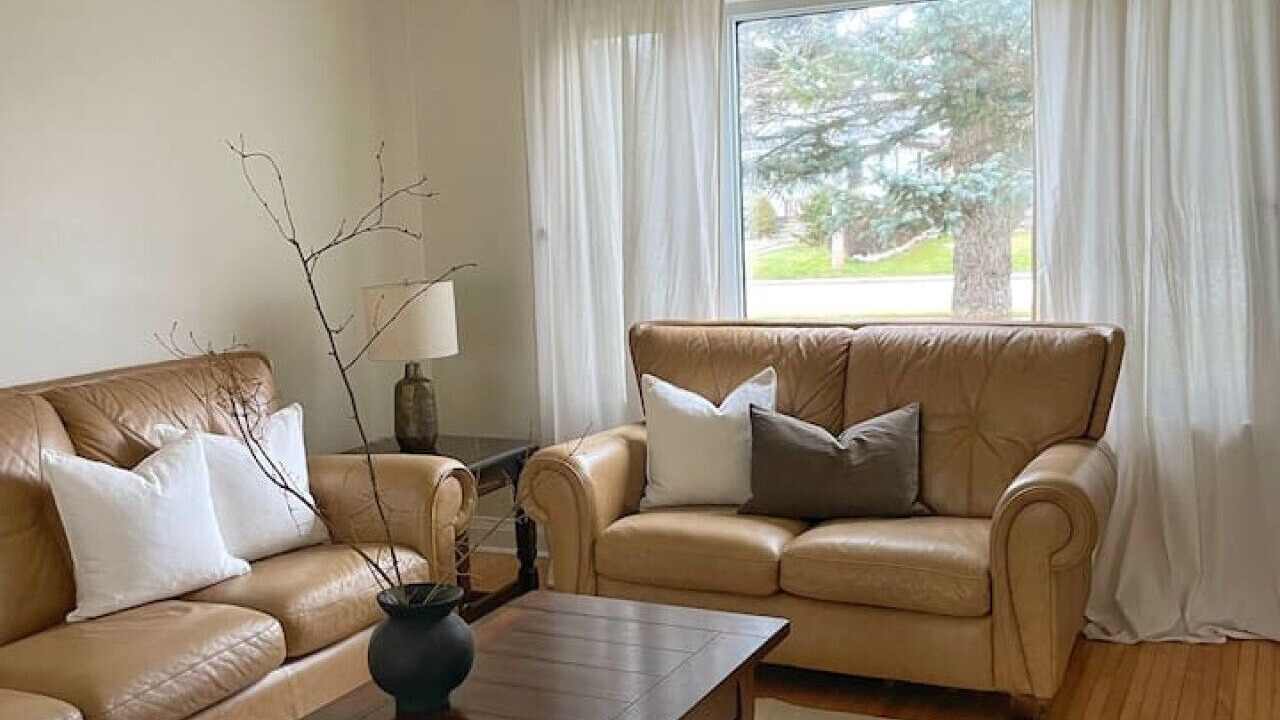 Photo of Livingroom in Niagara Falls