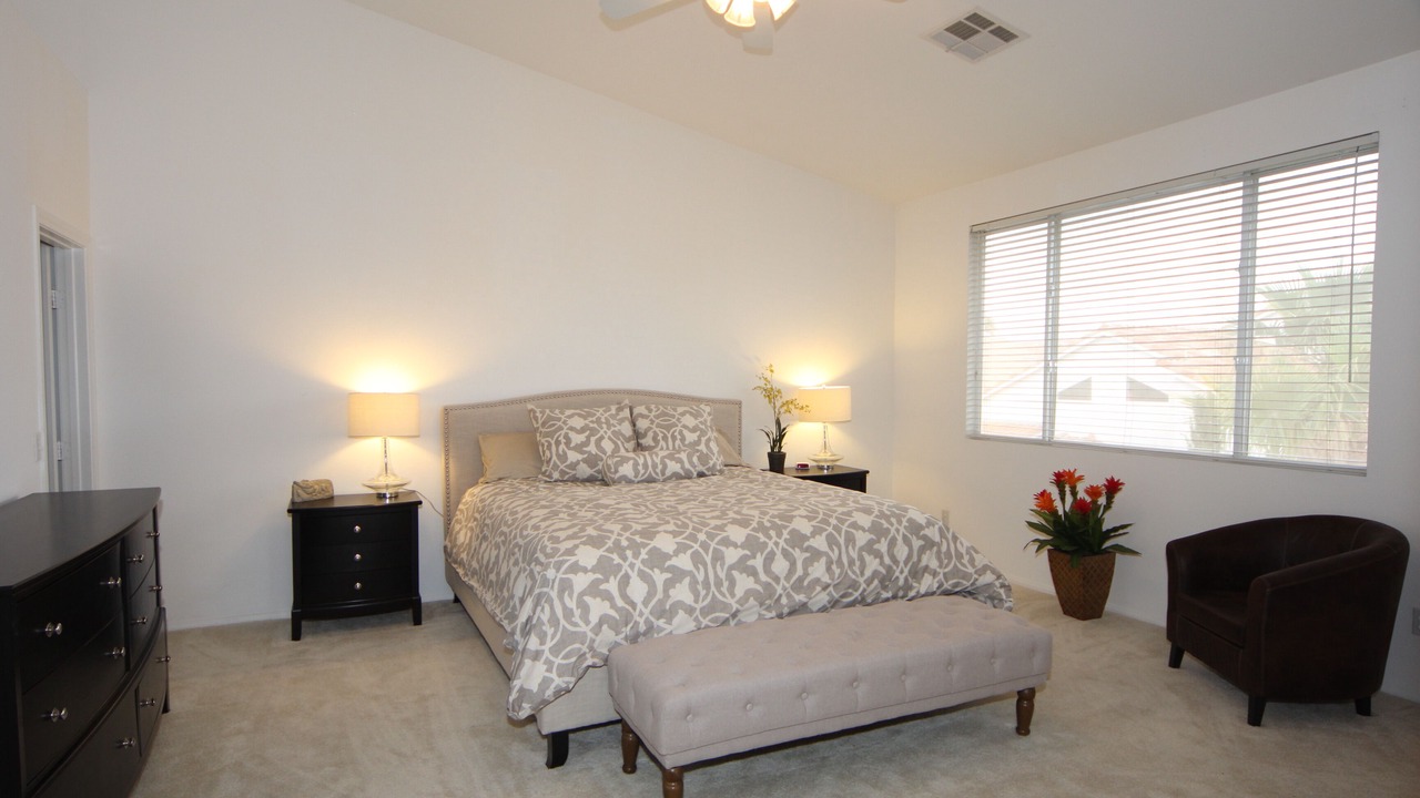 Photo of Livingroom in Spring Valley