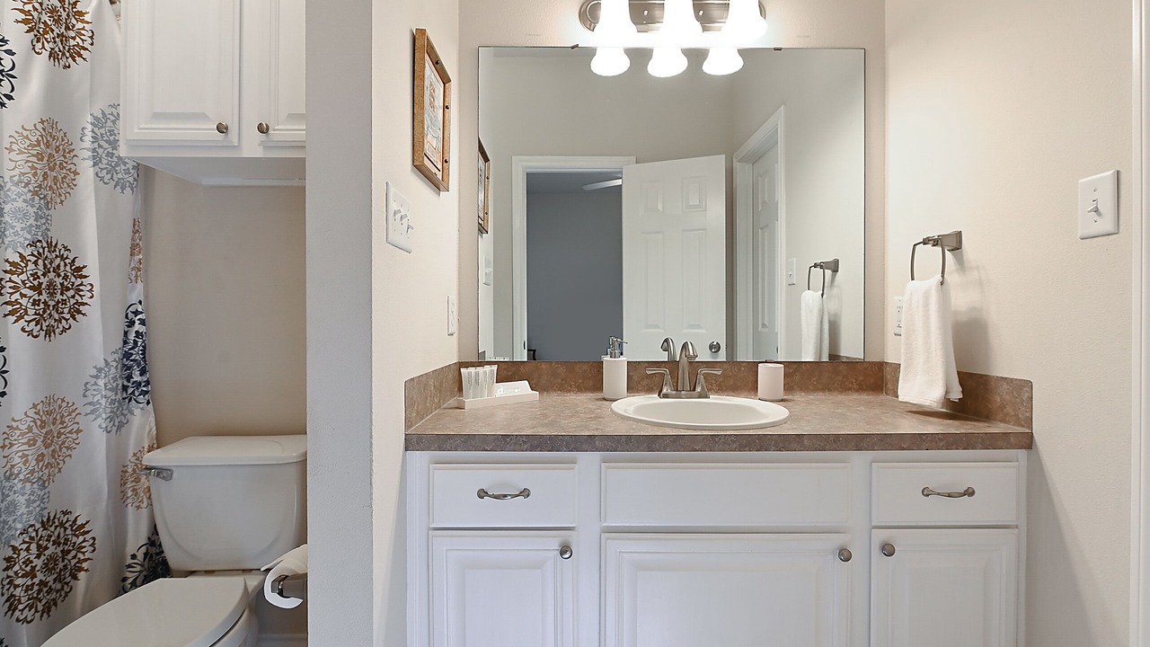 Photo of Bathroom in Southwood Valley