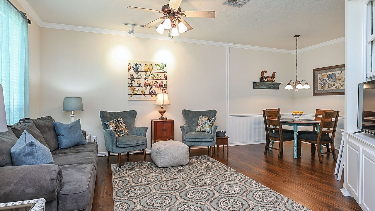 Photo of Livingroom in Southwood Valley