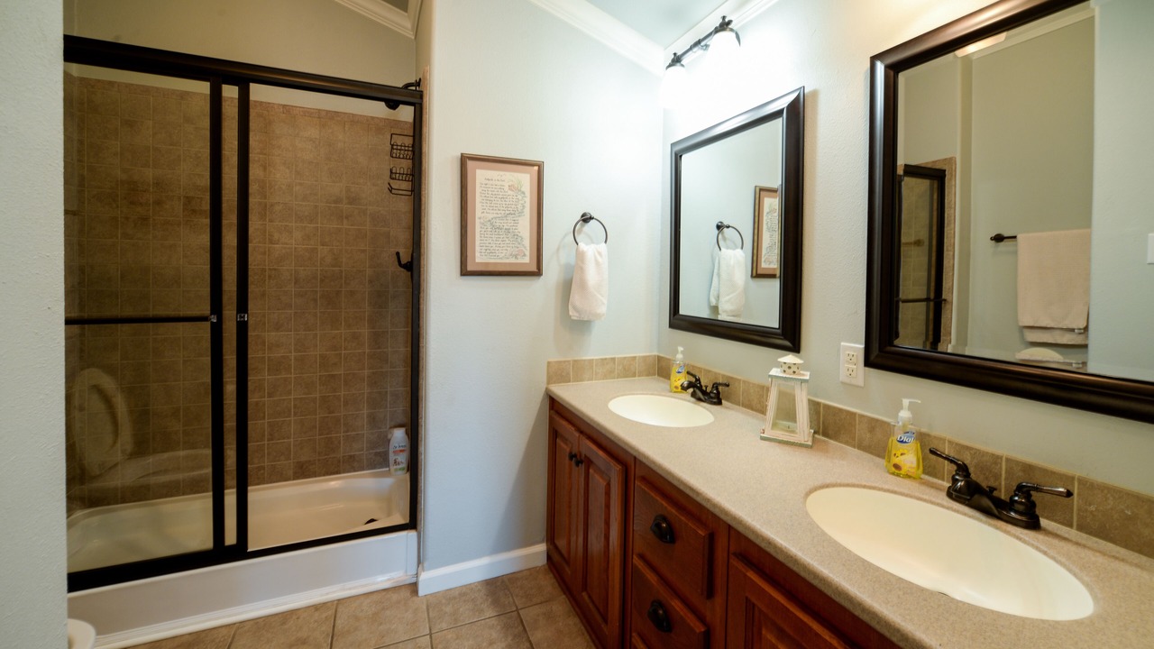 Photo of Bathroom in Sperry