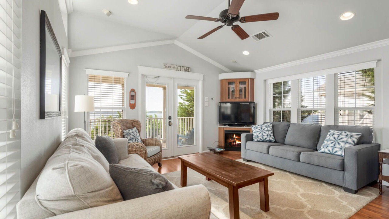 Photo of Livingroom in Sperry